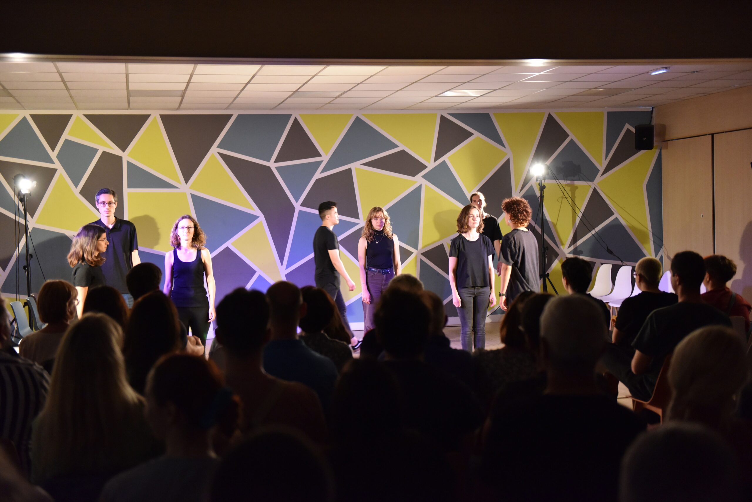 Impro Longue – Meriem, Mathieu, Adèle, Souriya, Valentine, Justine, Adeline, Victoria